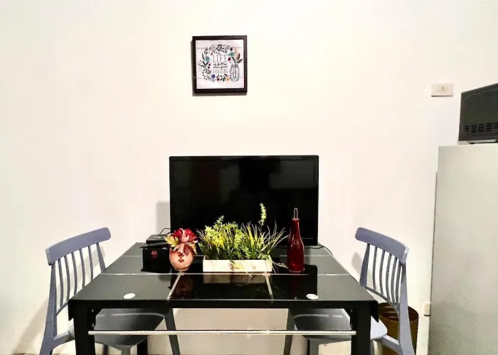 Mall Of - Aseana - Walking Distance To Mall Apartment *